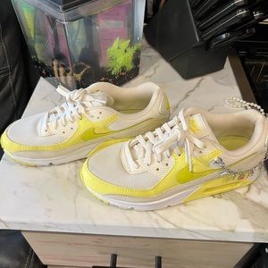 Nike Air Max 90SE Princess Charming 8.5